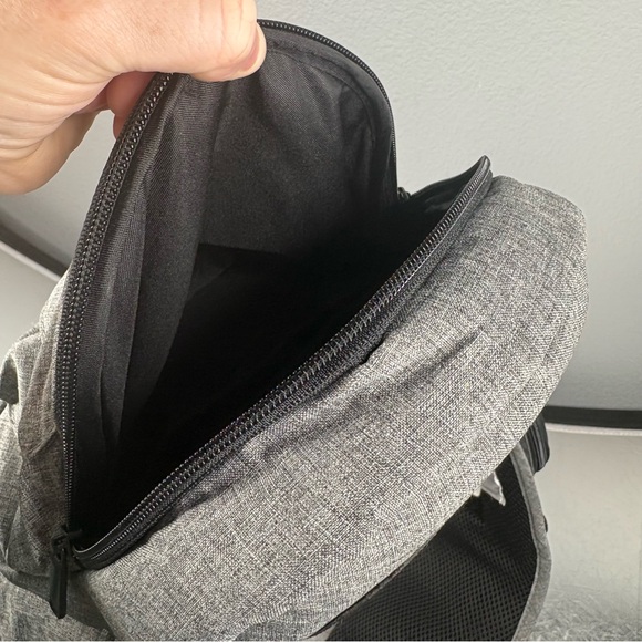 Grey Tushbaby Hip Carrier - Picture 11 of 13